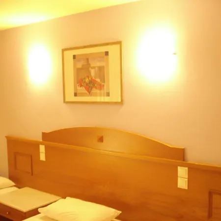 Hotel Cybele Pefki Athens Room photo
